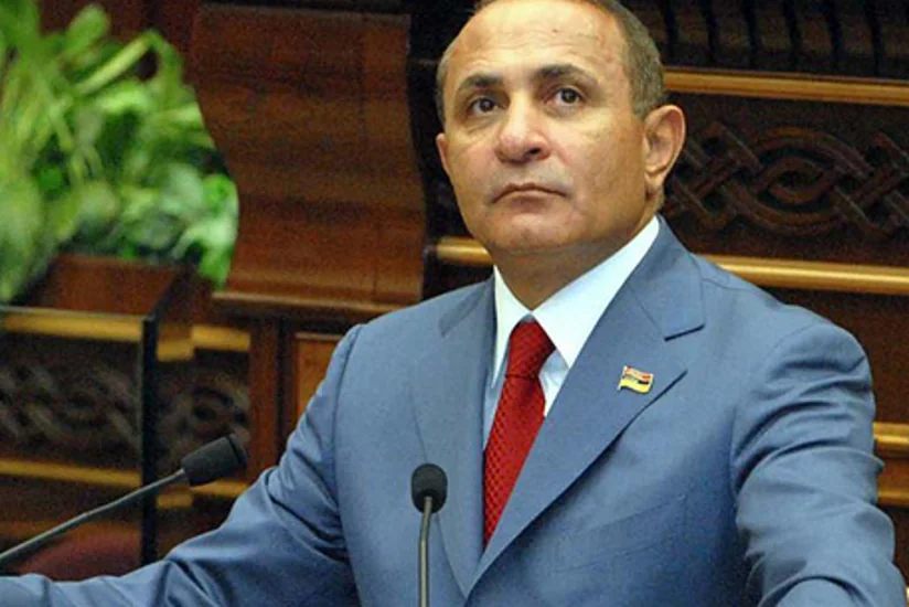 СМИ: Саргсян отправит в отставку премьер-министра Армении