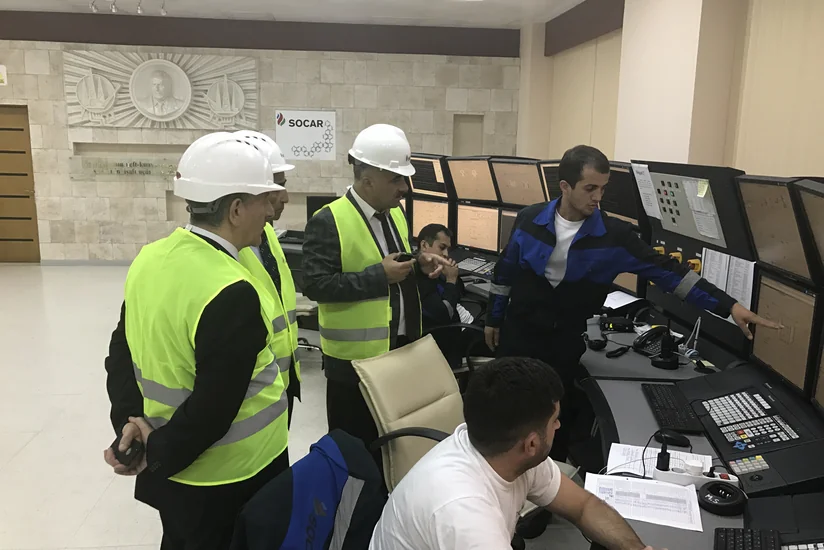 Делегация министерства экономики побывала на метаноловом заводе
