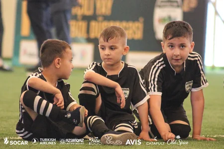 Şəhid övladları üçün “IV Neftçili Yay Futbol Düşərgəsi” təşkil edilib
