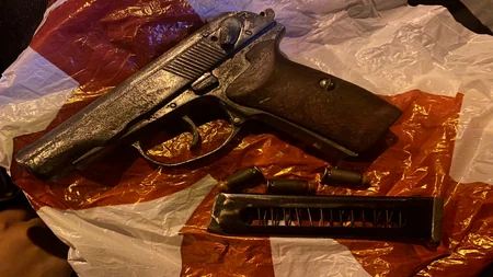 Polis xüsusi əməliyyat keçirib, iki silahlı şəxs saxlanılıb