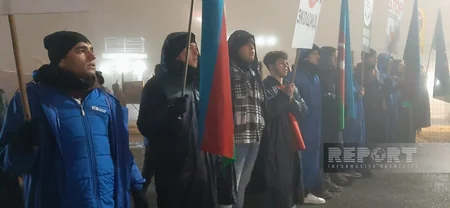 Xankəndi-Laçın yolu: ekofəallar nəqliyyatın hərəkətinə maneə törətmədən aksiyanı davam etdirirlər 