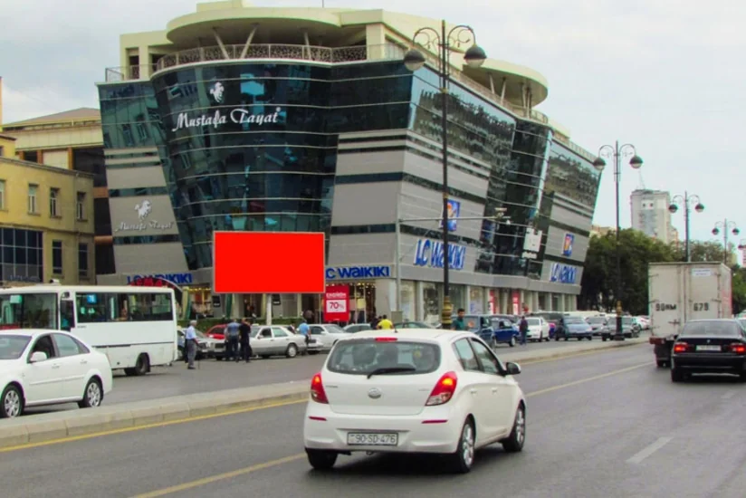 Metronun “Neftçilər” stansiyasının yaxınlığında  yanğın olub