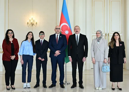 Azərbaycan Prezidenti Fələstinin ölkəmizdə yeni təyin olunmuş səfirinin etimadnaməsini qəbul edib