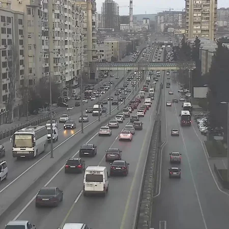 Bakının bir sıra yollarında tıxac müşahidə olunur
