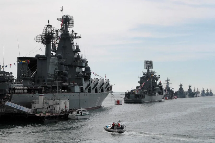 Россия вывела в Черное море еще два больших десантных корабля