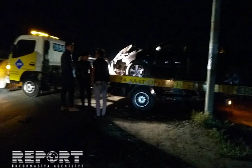 Abşeronda qadın sürücü qəza törədib, 4 nəfər yaralanıb - FOTO