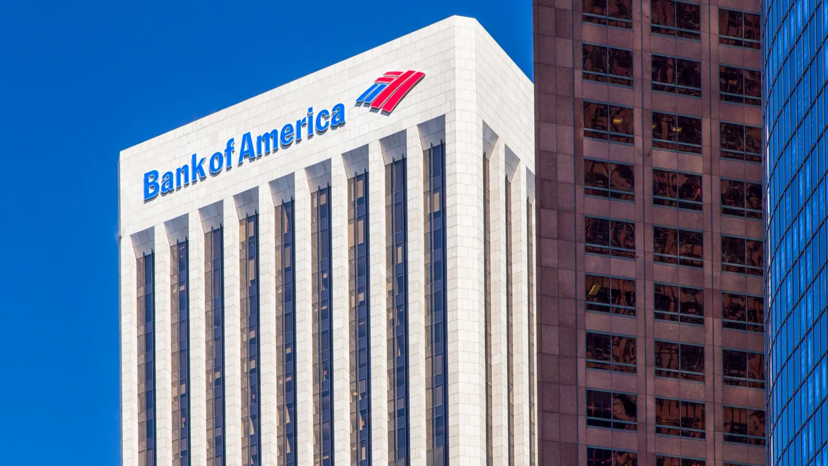 Чистая прибыль Bank of America в первом полугодии выросла в 2,4 раза
