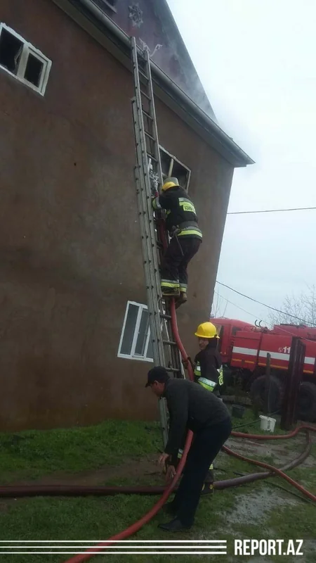 Cəlilabadda ev yandı - VİDEO - YENİLƏNİB