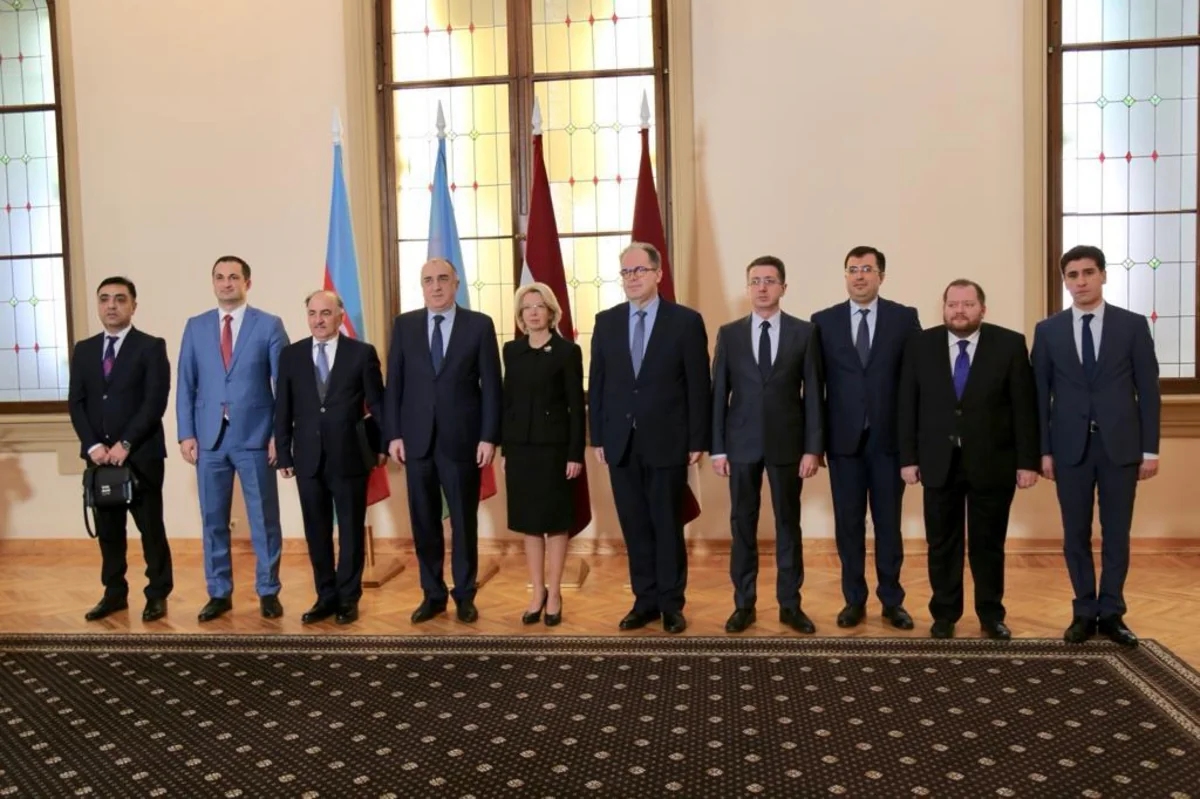 Elmar Məmmədyarov Latviya Seyminin sədri ilə görüşüb