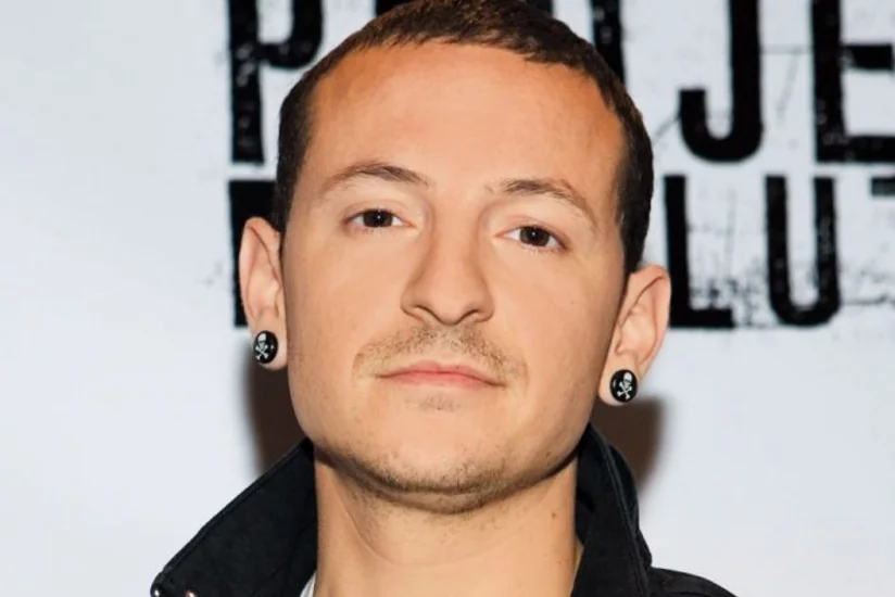 Linkin Park rok qrupunun lideri intihar edib