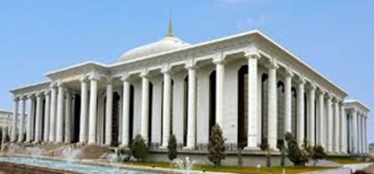 В Туркмении принят закон о противодействии экстремизму