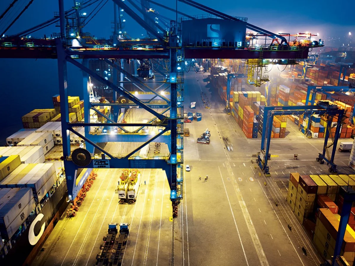 Bakı Limanı ilə konteyner daşımaları 45% artıb