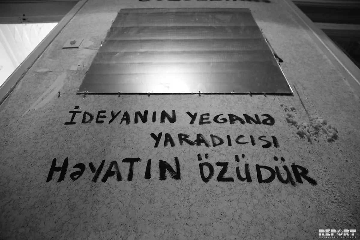 'Half Truths' group exhbition starts - PHOTO REPORT