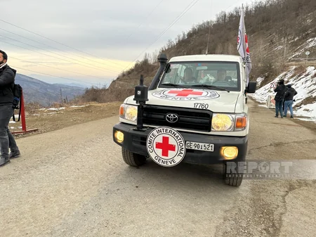 На дороге Ханкенди-Лачын созданы условия для беспрепятственного проезда автомобилей МККК
