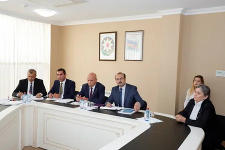 Əbülfəs Qarayev Qusarda vətəndaşları qəbul edib