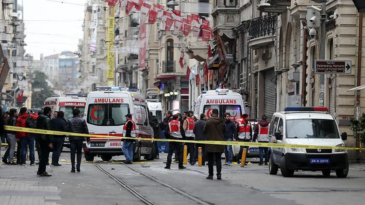 Mehmet Müezzinoğlu: 12 of Istanbul blast victims were foreigners - PHOTO -VIDEO - UPDATED