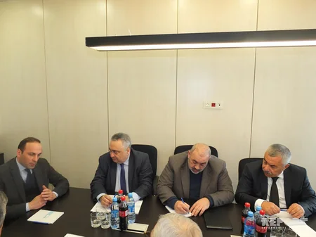 Azərbaycan Milli Məclisinin deputatı Gürcüstan parlamentində görüşlər keçirib