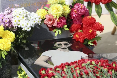 İkinci Fəxri xiyabanda Vətən müharibəsinin ildönümü ilə əlaqədar anım mərasimi başlayıb -YENİLƏNİB