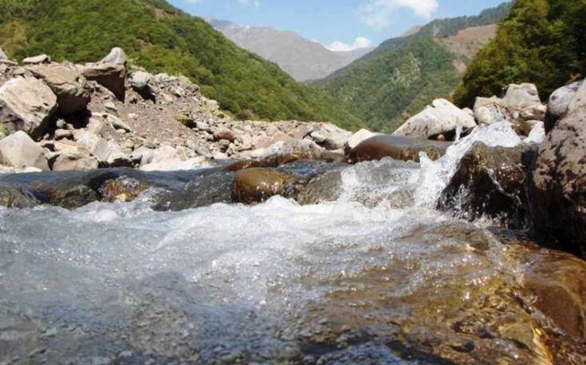 Construction of water canals planned on Azerbaijan's transit rivers polluted by Armenia