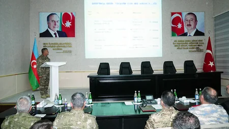 Azərbaycan Quru Qoşunlarının komandanı Türkiyə ilə hərbi əməkdaşlıqdan danışıb