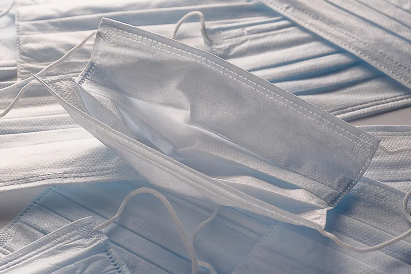 Bakıda tibbi maskadan istifadə etməyən koronavirus xəstəsi saxlanılıb