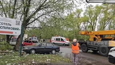 Последствия мощной ракетной атаки на Чернигов