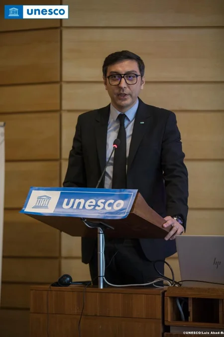 Fərid Qayıbov UNESCO-ya üzv ölkələrin Daimi nümayəndəliklərinin sessiyasında çıxış edib