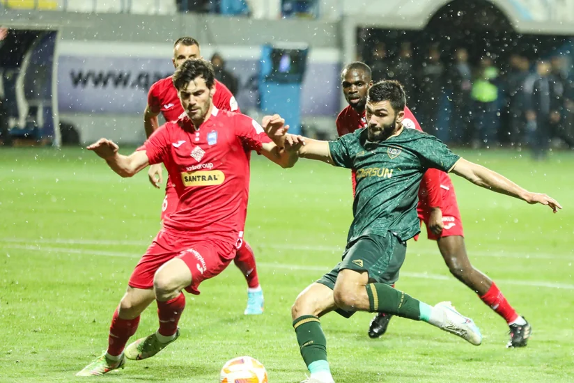Zirə 2800, Qarabağ 2400 manat ziyana düşüb