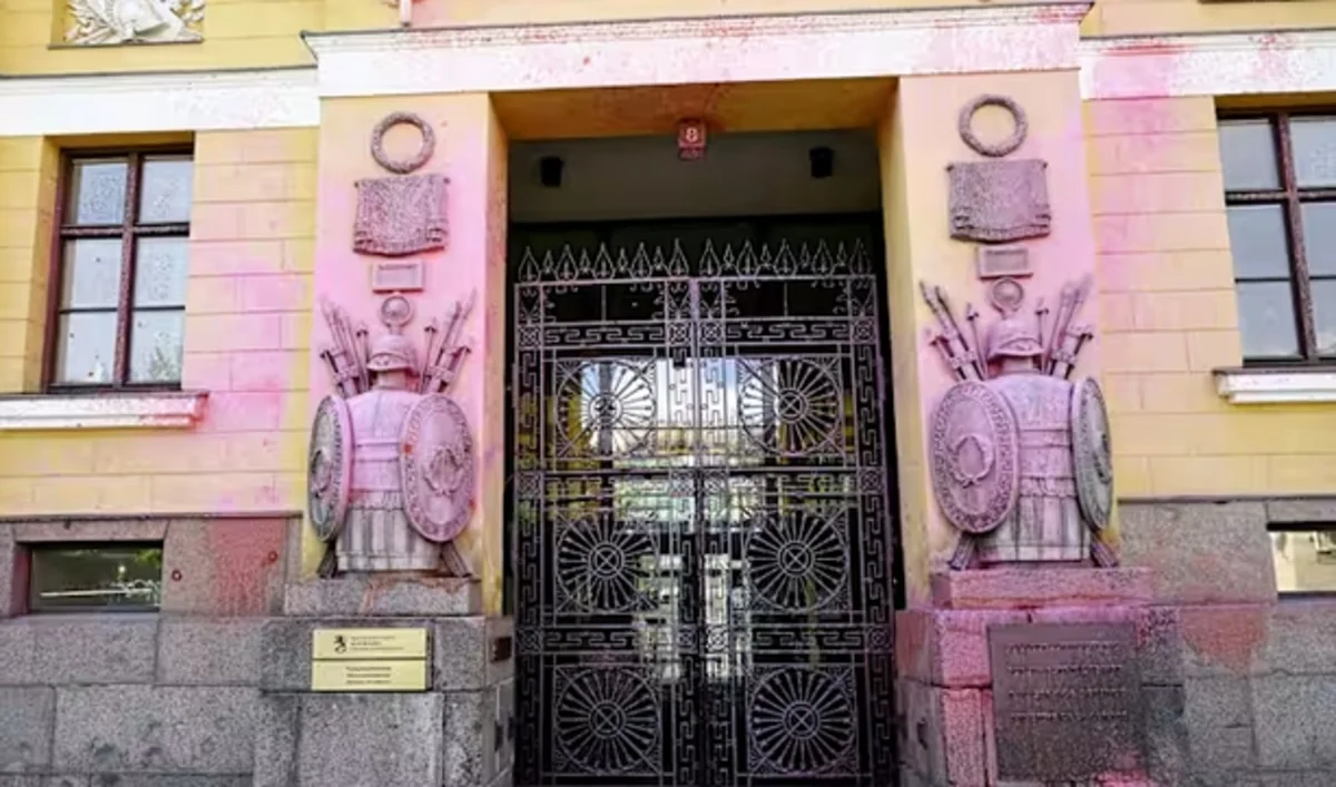 Building of Finnish Defense painted pink