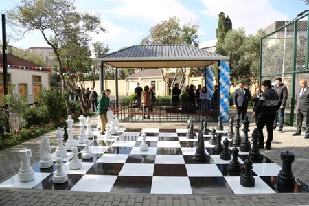 Bakıda daha bir həyət abadlaşdırılıb