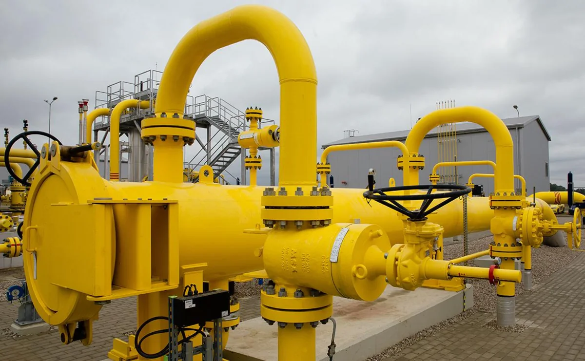 ЕС попросил Еврокомиссию, Словакию и Украину решить проблему транзита газа РФ