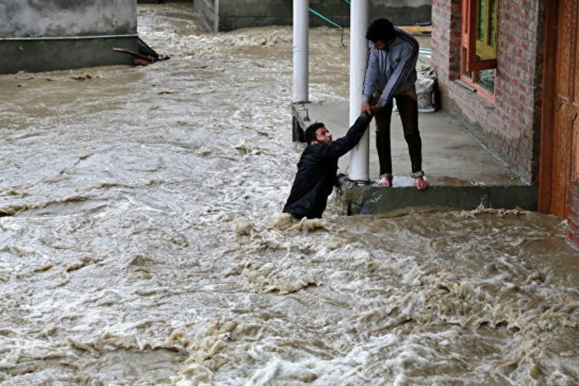 В Индии число жертв наводнений достигло 97 человек