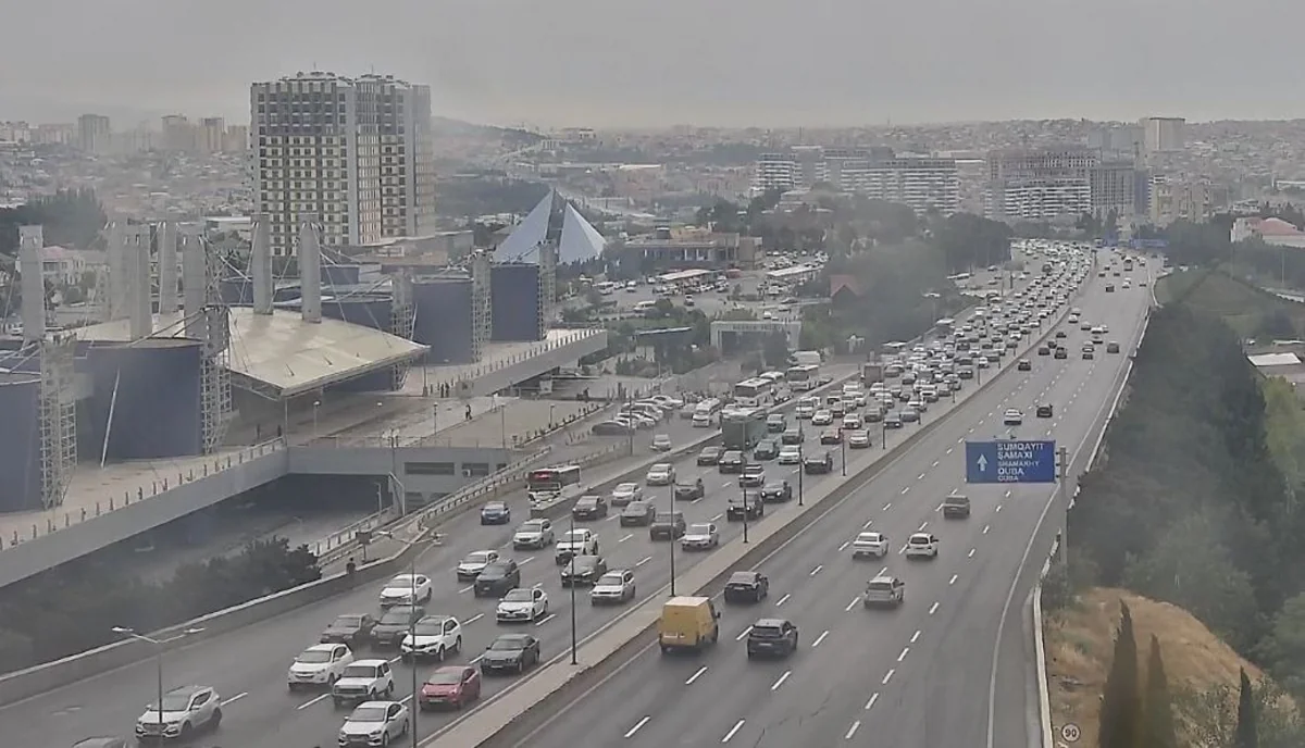 Bakının bəzi yollarında sıxlıq var
