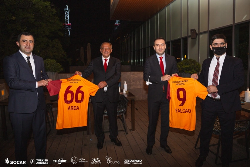 Между руководством Нефтчи и Галатасарая состоялась встреча