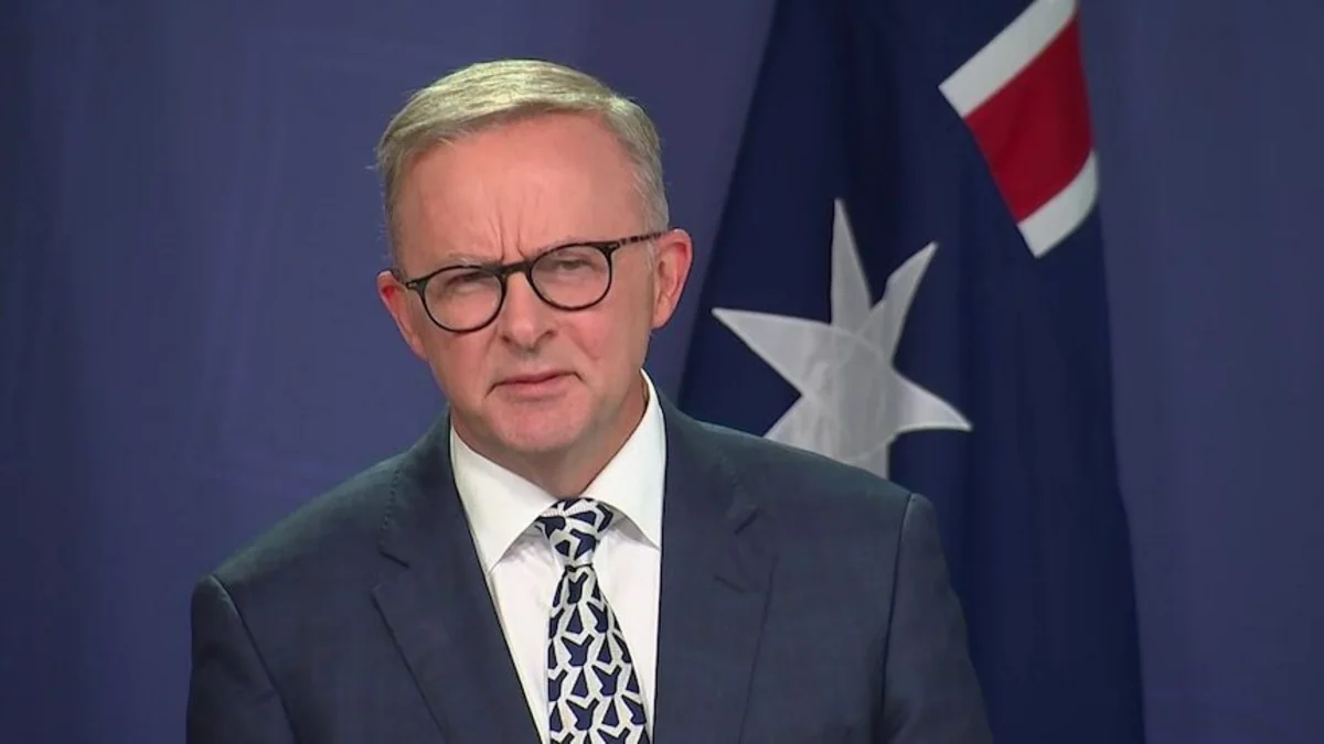 Australia denounces China over 'unsafe' aerial confrontation