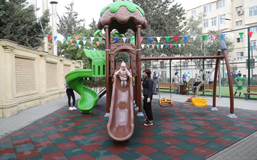 Bakıda daha bir həyət abadlaşdırılıb