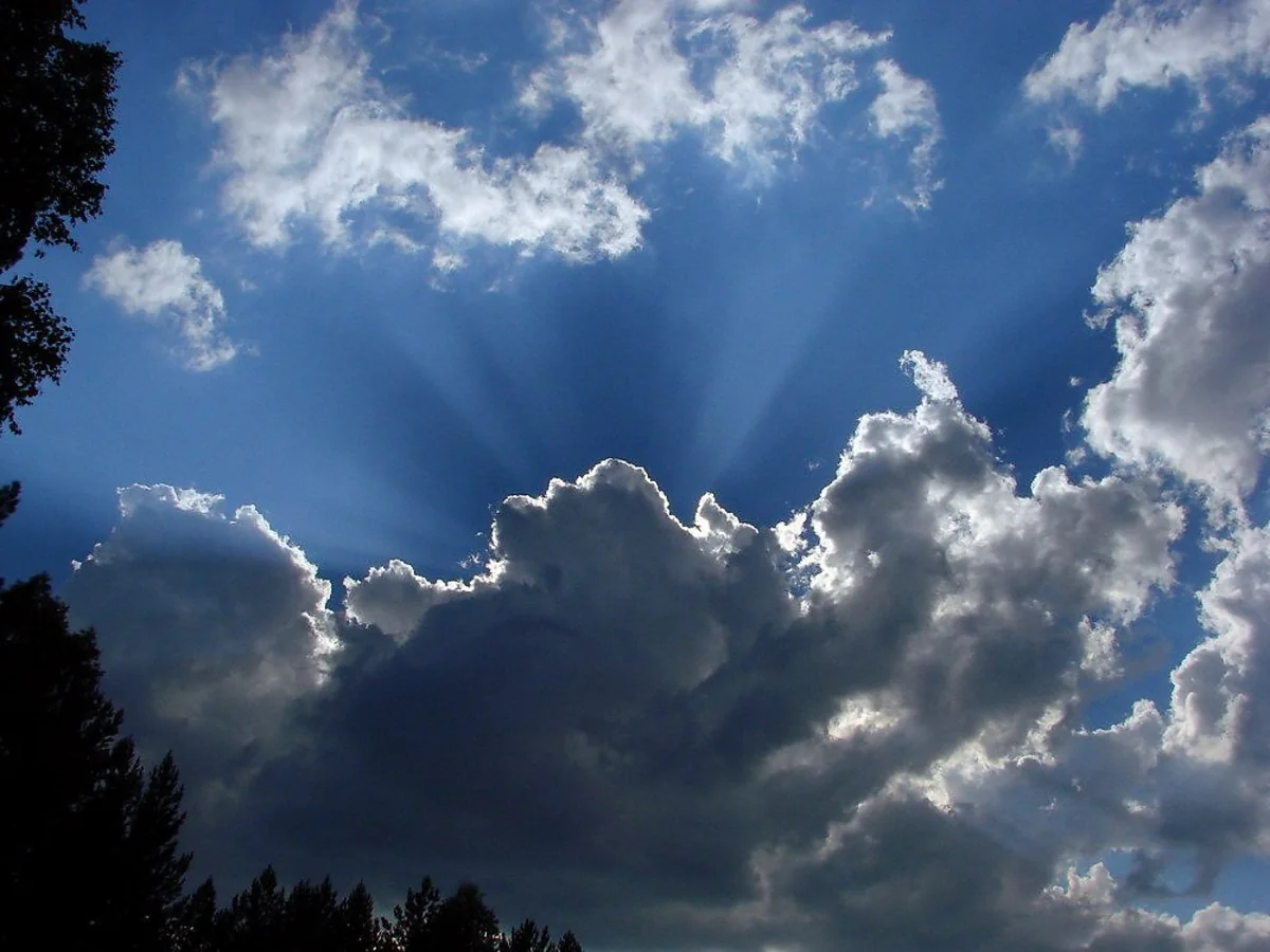 Sabah Bakıda hava dəyişkən buludlu olacaq, bölgələrdə qar, yağış yağacaq