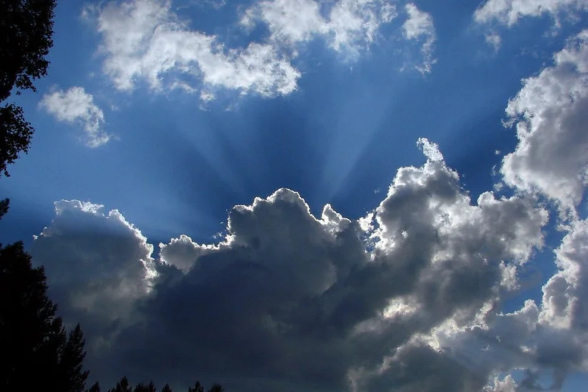 Sabah Bakıda hava dəyişkən buludlu olacaq, bölgələrdə qar, yağış yağacaq
