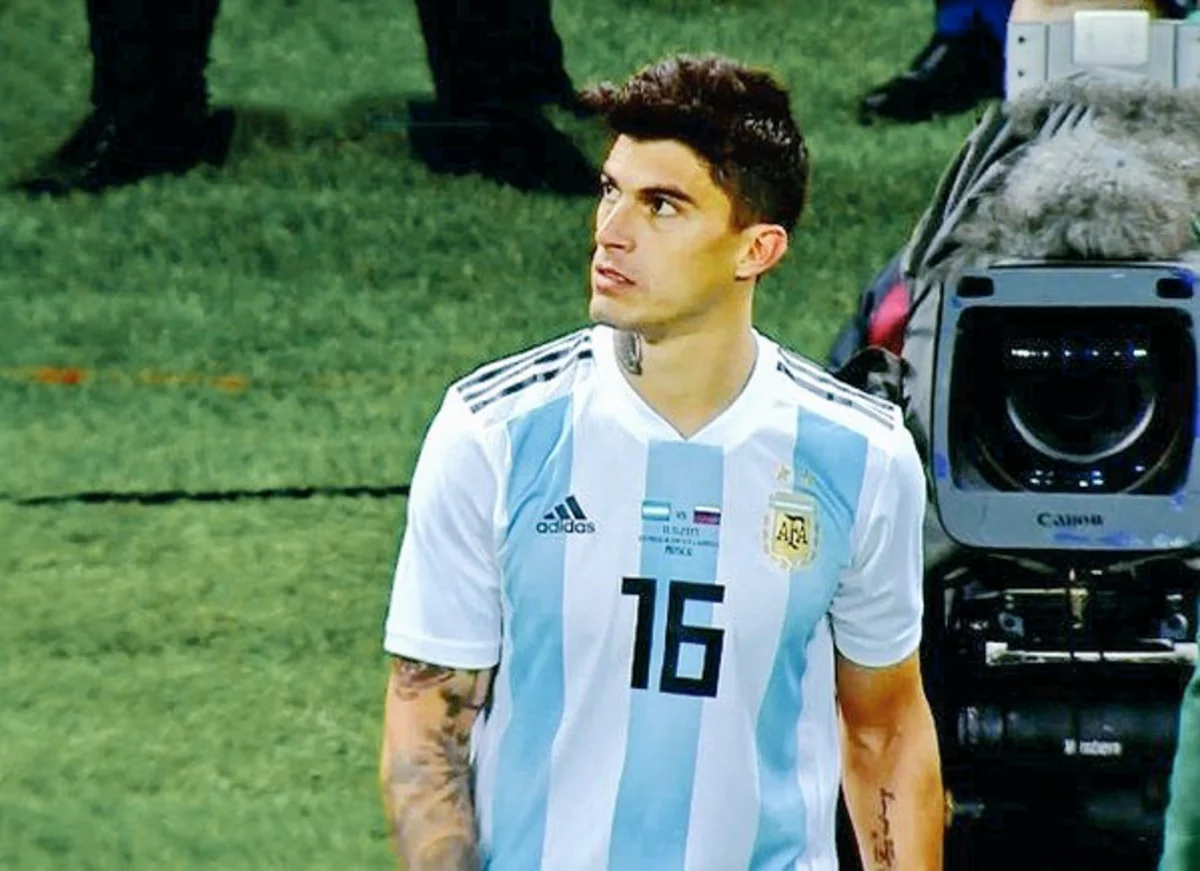 Argentina yığmasının sabiq futbolçusu karyerasını bitirib