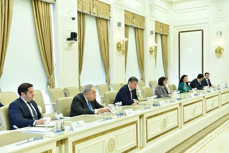 Sahibə Qafarova Səudiyyə Ərəbistanının Baş Audit Məhkəməsinin Prezidenti ilə görüşüb