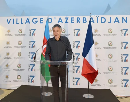 Parisdə “Azərbaycan şəhərciyi”nin rəsmi açılışı olub