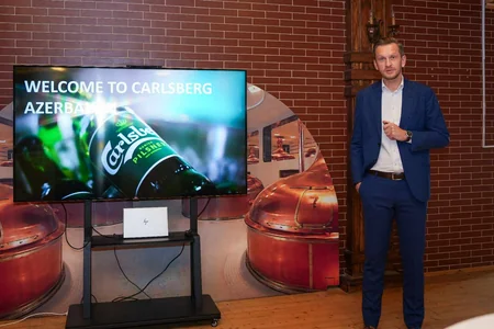 Danimarka rəsmiləri Carlsberg Azerbaijan zavoduna səfər ediblər