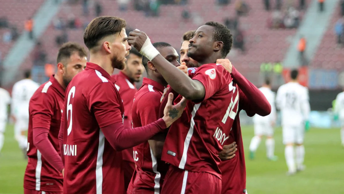 Трабзонспор провел последнюю игру на стадионе Avnı Aker