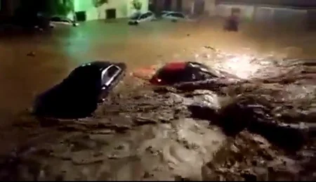 İspaniyada şəhəri su basıb, bir neçə nəfər ölüb - FOTO - VİDEO