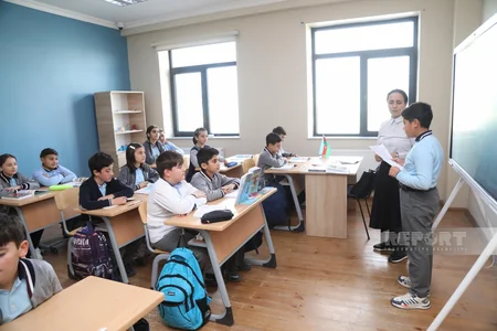 Direktor: “Ağalıda torpağına bağlı, vətənini, xalqını sevən nəslin yetişəcəyinə inanırıq”