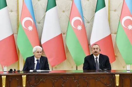 Azərbaycan və İtaliya prezidentləri mətbuata bəyanatlarla çıxış ediblər