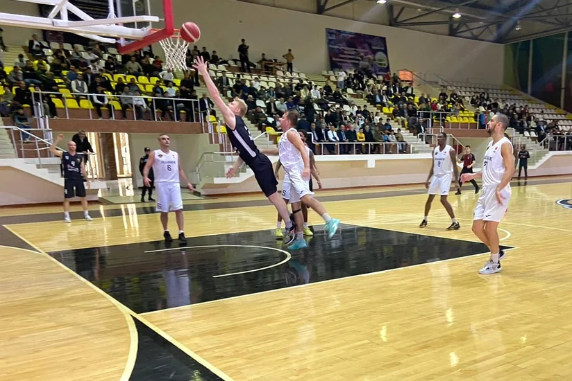 Neftçi klubu çempionatda ilk qələbəsini Cəlilabadda qazanıb