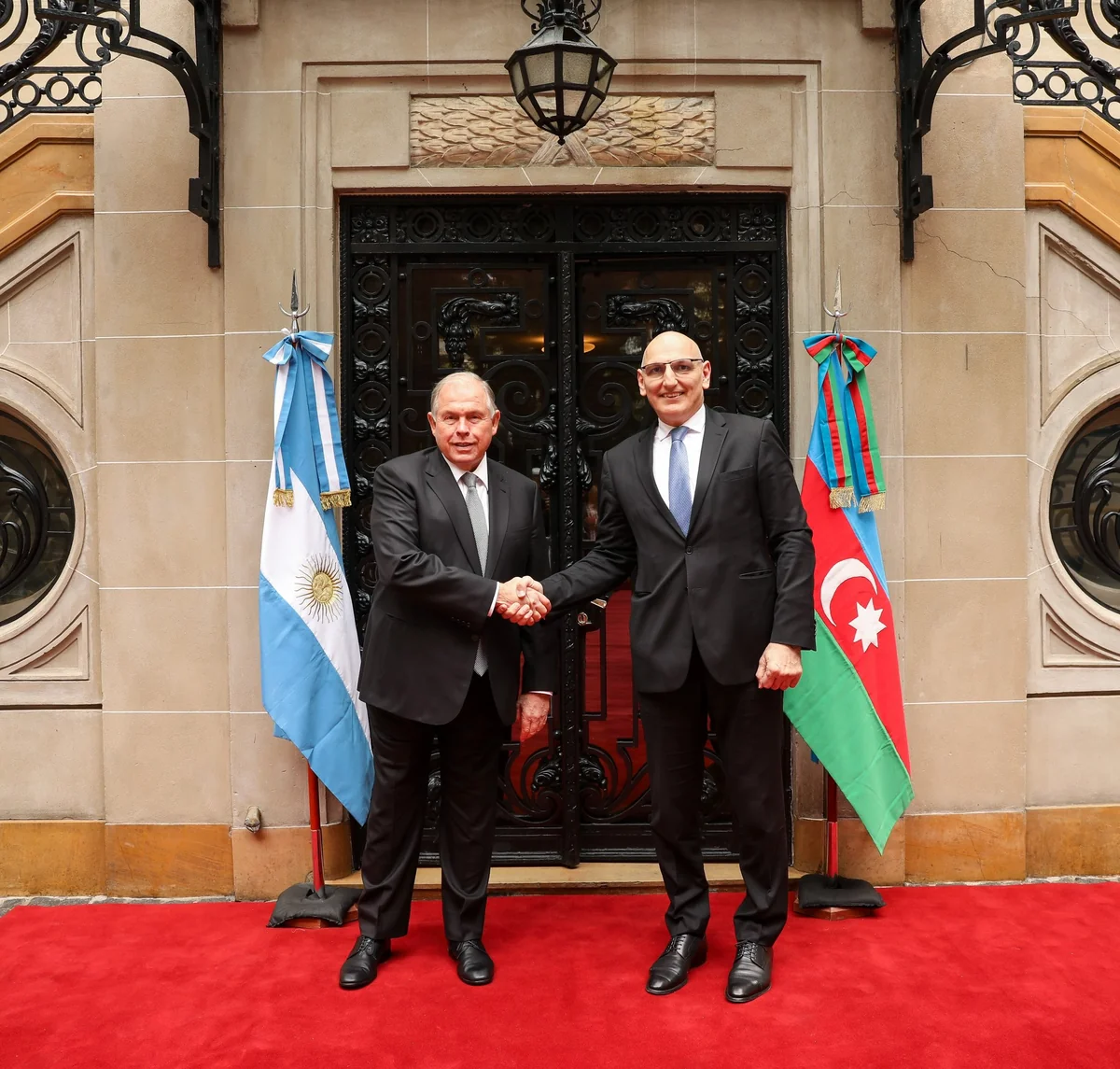 Elçin Əmirbəyov: Argentinanın azad edilmiş ərazilərə investisiyalarının cəlb edilməsində maraqlıyıq