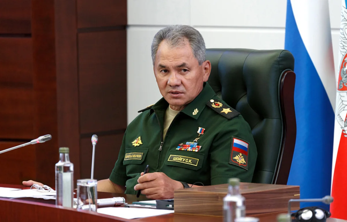 Russian defense minister: Situation near western border aggravated