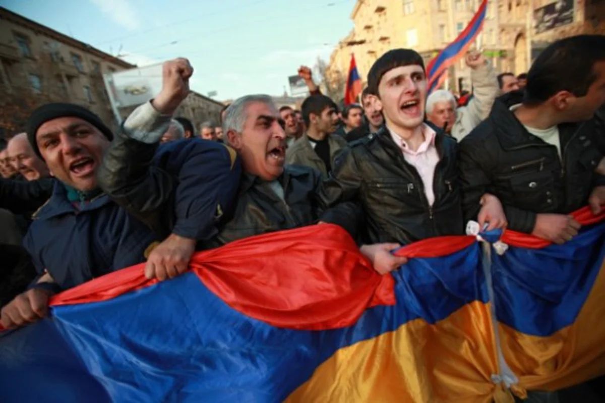 Gov’t supporters plan to hold rally in Armenia demanding resignation of Catholicos